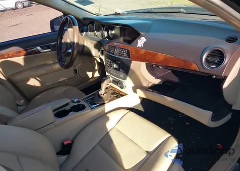 2012 Mercedes-Benz C 300 Luxury 4Matic/Sport 4Matic from USA, damaged, VIN WDDGF8BB7CR198950